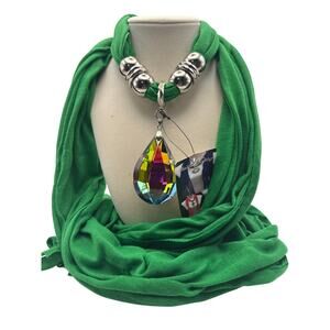 Green and silver scarf necklace with Jewel